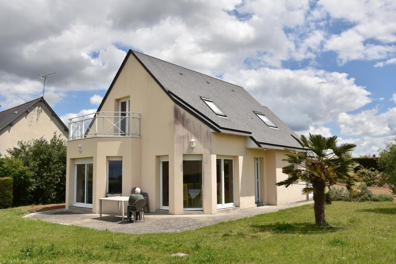 Gites Bellevue Et Mascaret Courtils Exterior photo